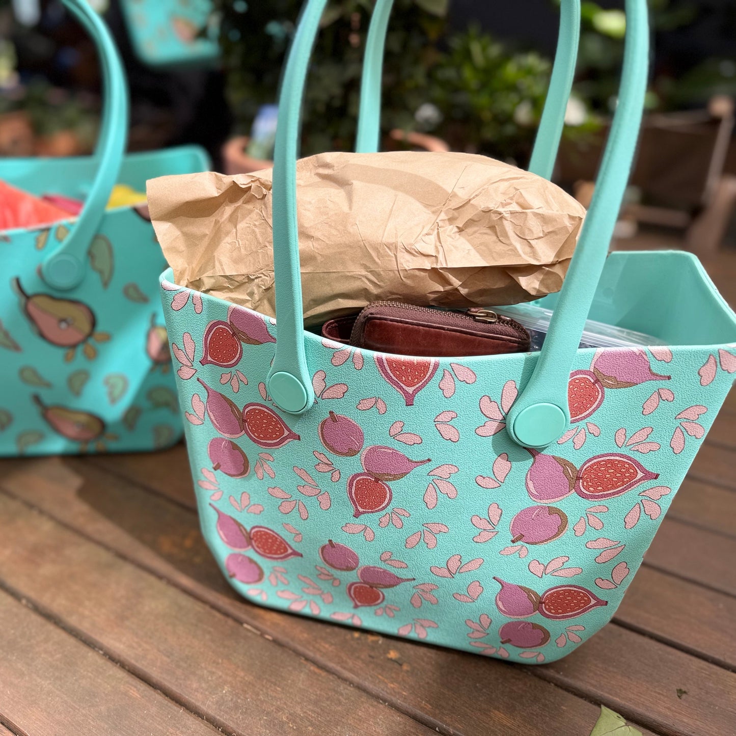 2 TOTE FAMILY LIFESTYLE SET